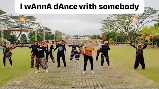 I wAnnA dAnce with Somebody - Line dance // Intermediate // BienzyBiondi // Demo BLD