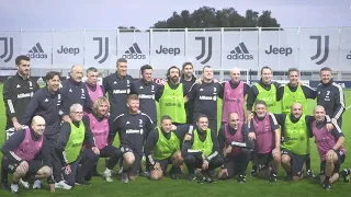 💪⚽ JUVENTUS STAFF MATCH | PIRLO, NEDVED, TUDOR, COACHES: BONUCCI, CHIELLINI & DE LIGT! 👨‍💼