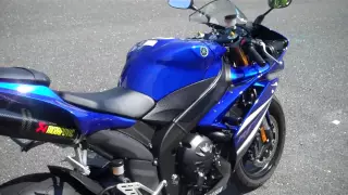 2007 Yamaha R1 with Akrapovic Carbon Fiber Slash Cut Slip-On Exhaust