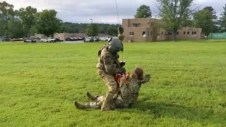 UH-60L MEDEVAC Live Hoist Training