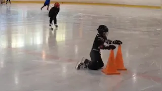 В хоккей играют настоящие мужчины 🏒✊💪, трус не играет в хоккей 🏒🏒🏒😉