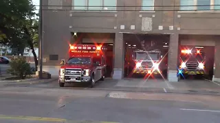 [Dallas Fire-Rescue] (Screaming Q + Horn) Fire Station 11 Full House Response (E11, T11, R11)