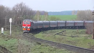 Тепловоз ТЭП70БС-314 с поездом Москва - Ульяновск