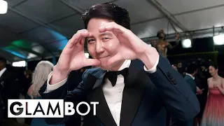 Lee Jung-Jae GLAMBOT: Behind the Scenes at 2022 SAG Awards | E! Red Carpet & Award Shows