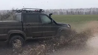 Уаз Патриот Пикап на бездорожье