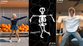 Spooky Scary Skeletons Dance Challenge 2020