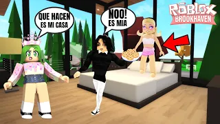 EXTRAÑO VIVE EN MI CASA😡*PARA ENAMORAR A SU NOVIA*😡ROBA MI MANSIÓN BROOKHAVEN ROBLOX karola20 RP