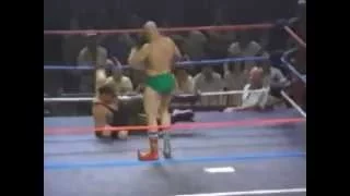 Sgt.Slaughter vs The Iron Sheik (Boot Camp Match)