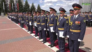 На площади Славы прошла церемония выпуска молодых офицеров ФСИН России