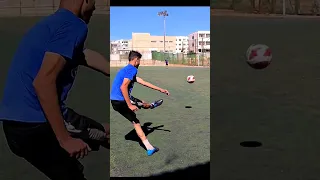 طريقة رفع الكرة العرضية في ثواني😱 part 1