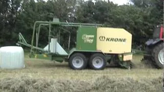 Valtra 6400 en Krone Combipack 1500 V