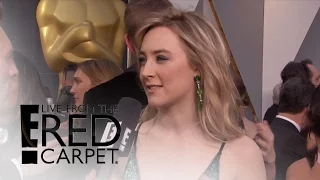 Saoirse Ronan Dazzles in Green on Oscars 2016 Red Carpet | Live from the Red Carpet | E! News