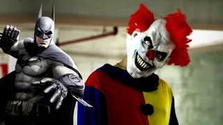 Freizeit-Batman verprügelt Horror-Clowns! / Leben wir in einer Matrix?