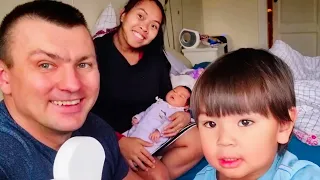 OUR NEW BABY LITTLE LILY *FACE REVEAL* | Dudkowski de Familia