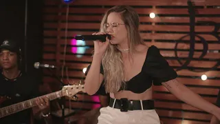 Por um Minuto/Agora/Inevitável (Pot-Pourri) - (Jessica Boreli - Cover Acústico - Ao Vivo)#sertanejo