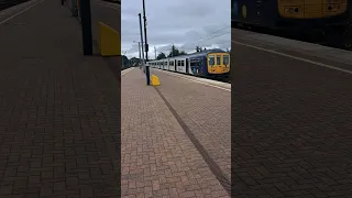 Northern Trains class 319 arriving at Wigan North Western 319385 11/9/23 #shorts