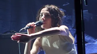 All Souls - PJ Harvey Live. I Inside The Old Year Dying Album