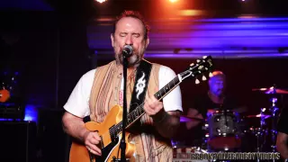 COLIN HAY :WHO CAN IT BE NOW .. ULTIMATE JAM NIGHT