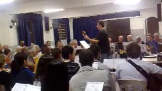 ORQUESTRA DE VIOLEIROS DE MAUÁ interpreta Minha Mãe é Uma Santa