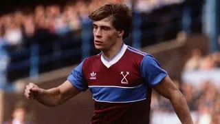 West Ham 10-0 Bury (1983/1984 League Cup)