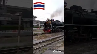 perbedaan kereta api di Thailand dan di jepang