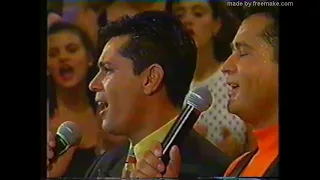 Especial Sertanejo | Leandro & Leonardo cantam "O Que eu Sinto é Amor" na RECORD TV em 1993