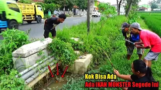 HEBOH...!!! Mancing Di Gorong Gorong Pinggir Jalan Jadi Tontonan Orang Lewat