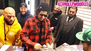 Jay-Z Signs Autographs & Jokes With Fans While Leaving Roc Nation Offices In New York City 10.19.21