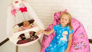 Nastya sings a lullaby for the baby