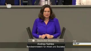Bundestag: Bewertung des Armuts- und Reichtumsberichts