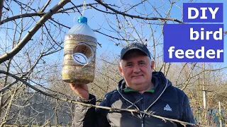 DIY Bird  Feeder.  Simple  Project from Plastic Bottles