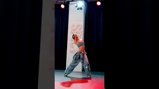 Dance Studio Tate McRae - greedy / Harimu Choreography, #shorts #dance #viral #1million