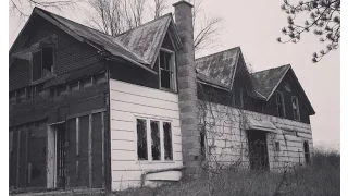 Exploring an Abandoned House in Havelock, Ontario, Canada