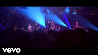 Florida Georgia Line - Round Here (Live From Joe's Bar, Chicago / 2012)