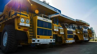 Guinness World Record : Largest mining truck body Belaz 75710 - 450 metric tons HD HD