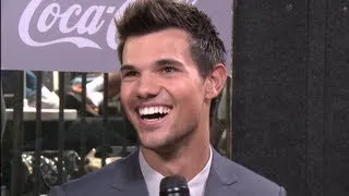 Taylor Lautner Drops His Pants For Twilight Breaking Dawn | Interview | On Air With Ryan Seacrest