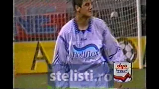 Cum l-a rupt Lacatus pe Chivu in Steaua-Craiova 1999. Marius Lacatus, fault grosolan la Cristi Chivu