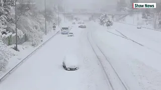 Аномальный снегопад в Испании.Жители Мадрида встали на лыжи