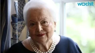 Olivia de Havilland Turned 100, Opens Up On Sibling Rivalry