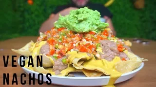 EASY VEGAN CHIPOTLE NACHOS