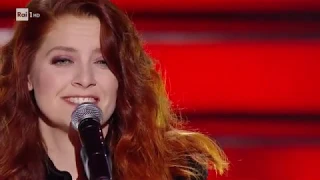 Noemi omaggia Vasco con "Vita spericolata" - Una Storia da Cantare 15/02/2020