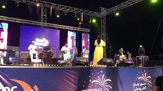 مهرجان الشواطئ لالة نجاة عتابو