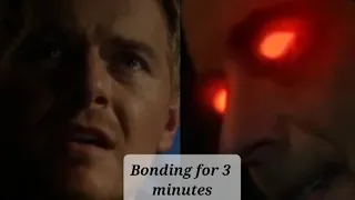 Eobard Thawne roasting Eddie for almost 3 minutes #flashcw #dc