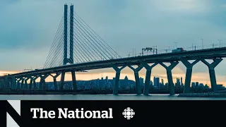 How protected are Canadian bridges from collisions?