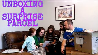 UNBOXING A Surprise Parcel From America