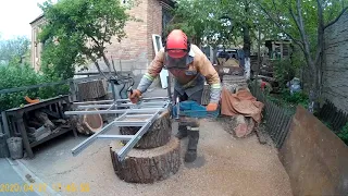 Распил брёвен цепной пилой. WOODWORKING // Slabbing logs into Lumber // Chainsaw Mill