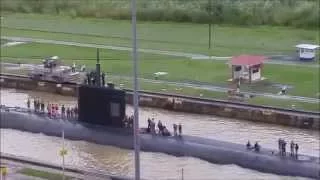 US Nuclear Submarine passes through Panama Canal