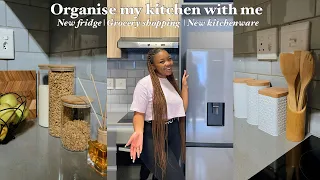 MOVING IN WITH KHANYI CAKES EP:3 | Organise my kitchen with me