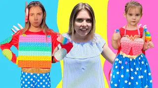 🦸‍♀️ POP IT SUPERHERO și POP IT GIRL 🌈 Salveaza Lumea 💥 Episodul 2