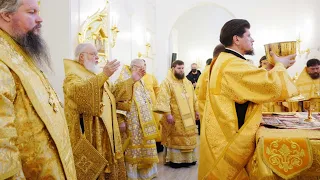 Чин Великого освящения и Божественная литургия в храме св. вмц. Варвары. Норильск.